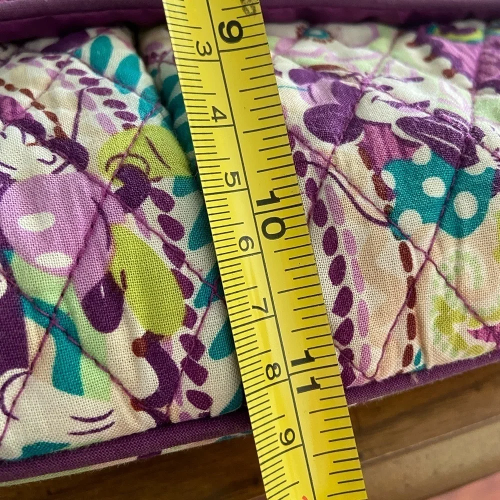 Vera Bradley Disney Parks Plums Up Mickey Mailbag READ